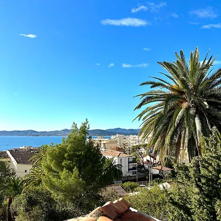 T3 Avec Petite Terrasse Vue Saint-Raphaël